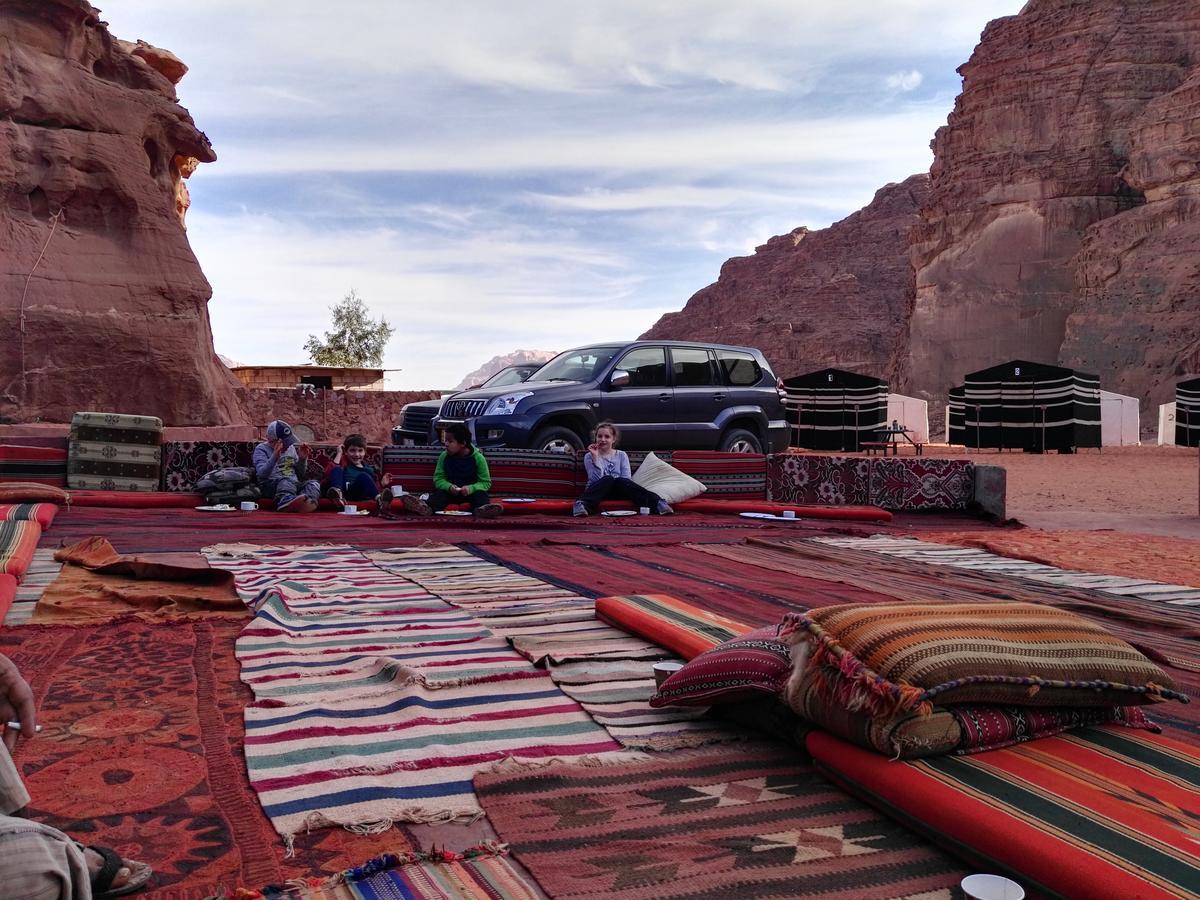 Rainbow Camp Hotel Wadi Rum Luaran gambar