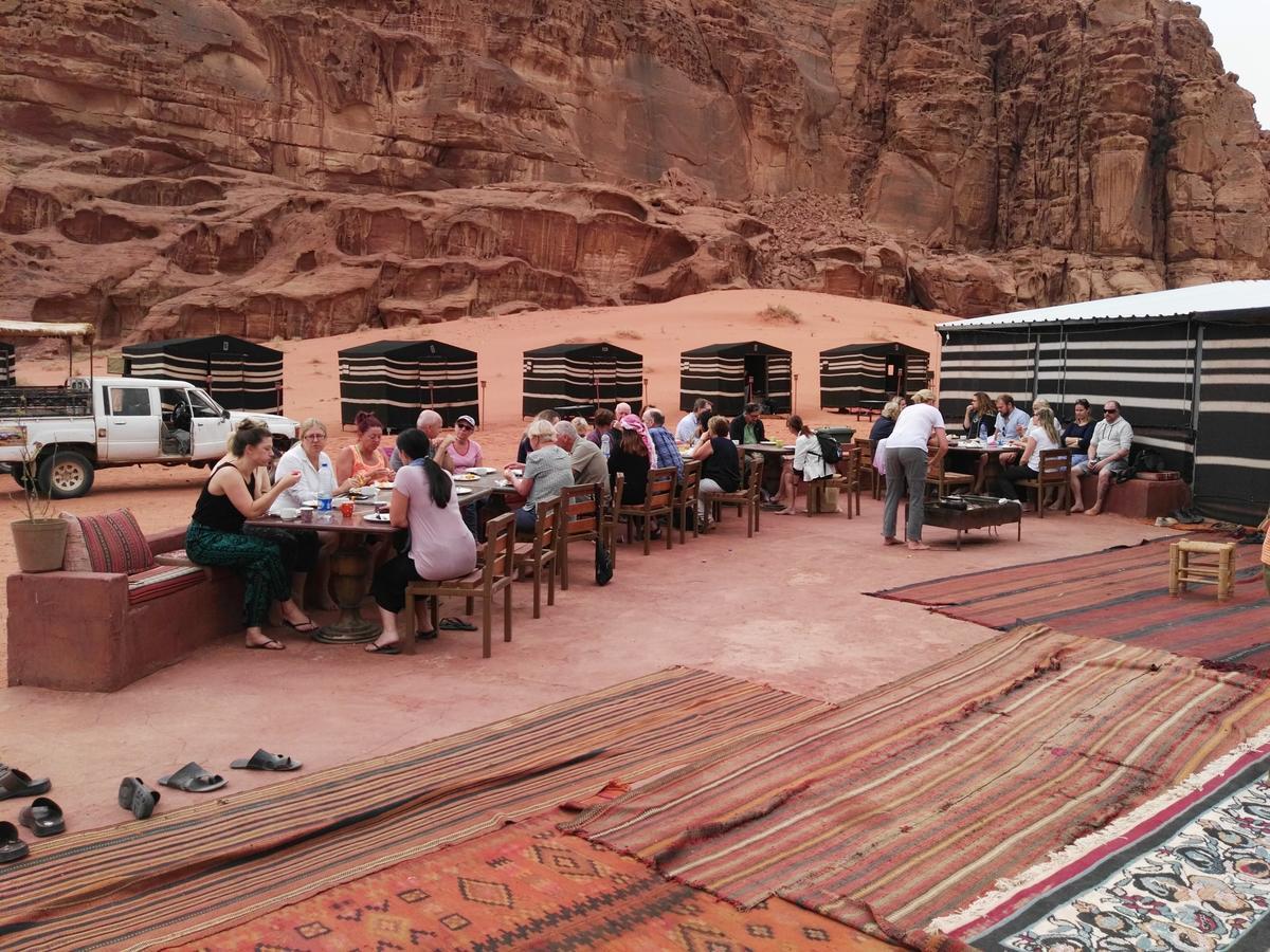 Rainbow Camp Hotel Wadi Rum Luaran gambar